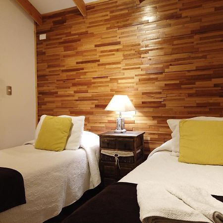 Hostal Fernando De Magalhaes Пунта Аренас Екстериор снимка