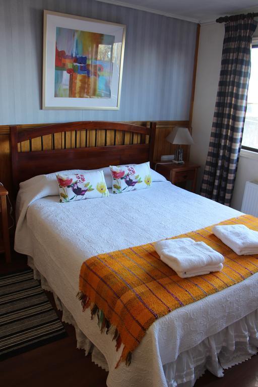 Hostal Fernando De Magalhaes Пунта Аренас Екстериор снимка