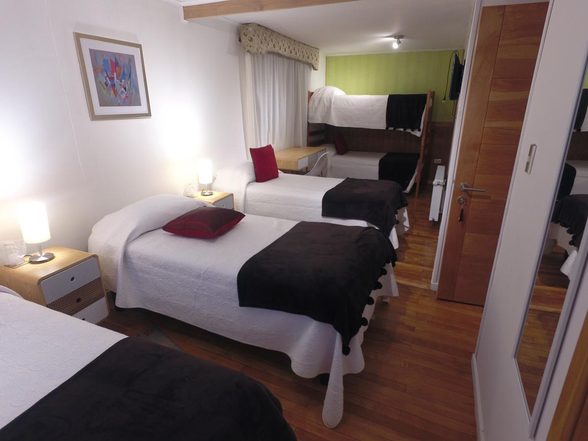 Hostal Fernando De Magalhaes Пунта Аренас Екстериор снимка